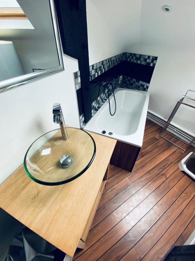 Loft Proche De Ville. Appartement Poitiers